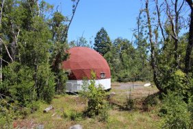 VENDO PARCELA 5.300 m2 CERCADA INCLUYE UN DOMO CON 2 DORM. 2 BAÑOS, ROL PROPIO, CONDOMINIO PRIVADO