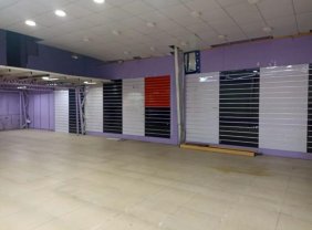 Arrendamos excelente local comercial en Avda. Valpo., a pasos del Espacio urbano y terminal de buses