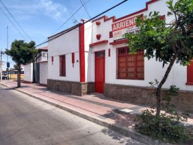 Gran propiedad institucional centro La Serena 2150 m2/24 oficinas/12 estacionamientos.