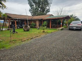 Casa en Arriendo en Rural Pelarco, Talca