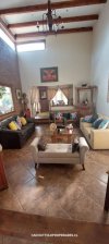 ARRIENDO gran casa en condominio