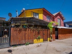En Vicuña, venta de casa ampliada y regularizada de 3D y  1B. $49 millones