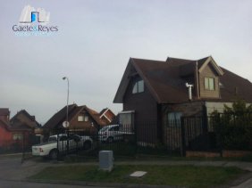 Foto Casa en Venta en Puerto Montt, Llanquihue - $ 155.000.000 - CAV61204 - BienesOnLine