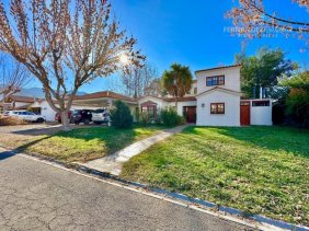 RINCONADA - VENDE CASA 6D 4B PISCINA - COND. EL GOLF