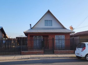 Foto Casa en Venta en Curicó, Curicó - $ 70.000.000 - CAV140855 - BienesOnLine