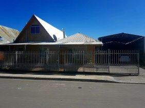 Foto Casa en Venta en Curicó, Curicó - $ 83.000.000 - CAV74796 - BienesOnLine