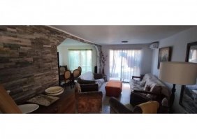 Vende casa en Chicureo