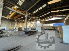 Vende propiedad con galpones industriales,puente grua,380 V