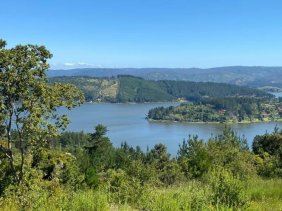Vendo terreno en Vichuquen con vista al lago