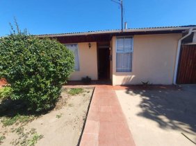 Casa en Venta en Villa España, calle Arauco Quillota, Valparaiso